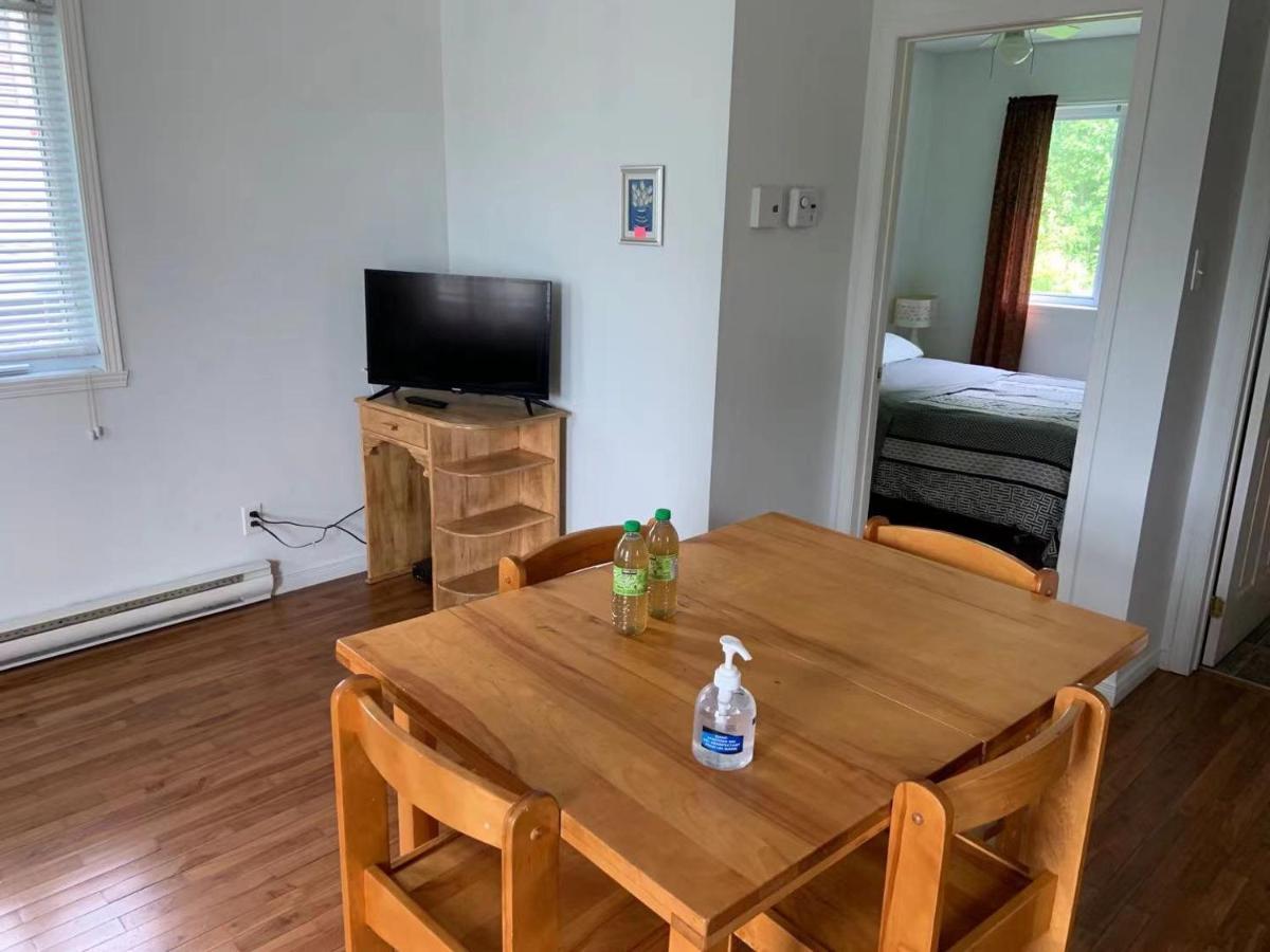Motel & Chalets --Shefford-Waterloo- Habitation Forest Extérieur photo