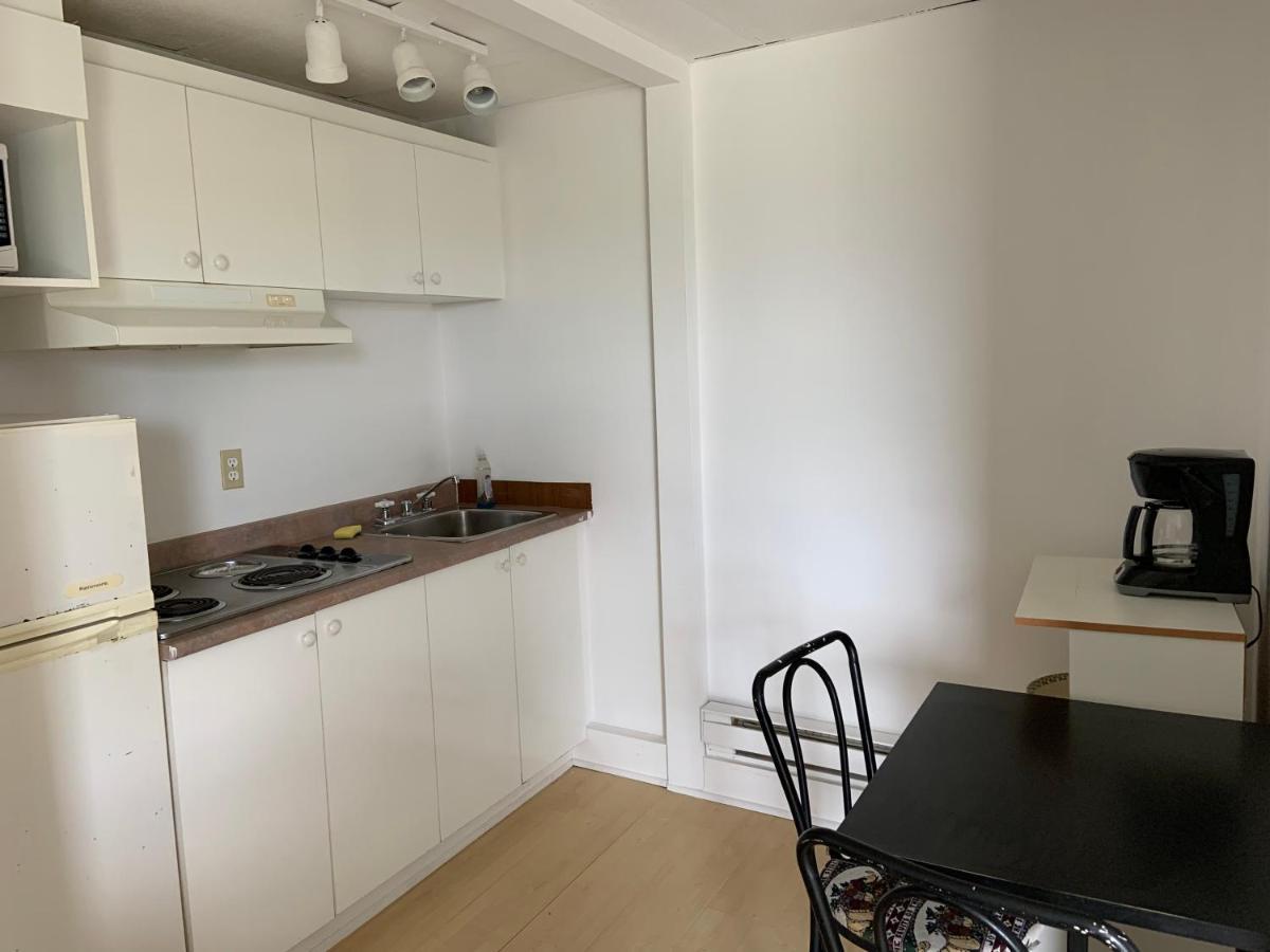 Motel & Chalets --Shefford-Waterloo- Habitation Forest Extérieur photo